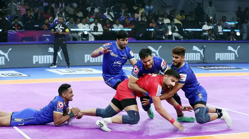 PKL-12: Delhi Defeats Haryana in Tiebreaker Thanks to Fazal and Surjeet