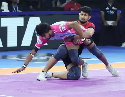 Bengaluru Bulls Defeat Jaipur Pink Panthers by 21 Points Thanks to Solid Defense